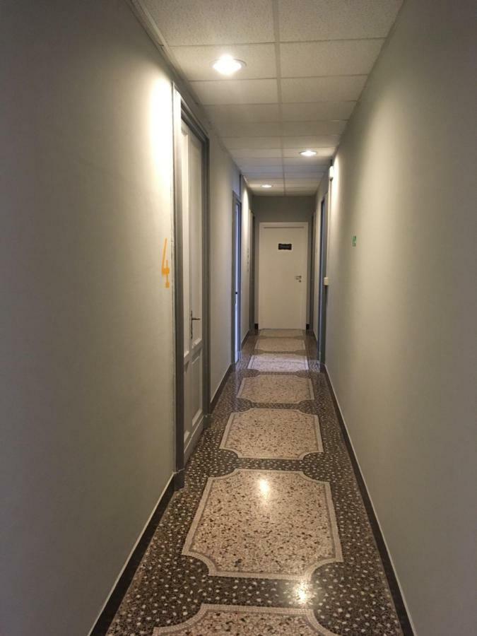 Check-Inn Rooms Genova Centro Exterior foto